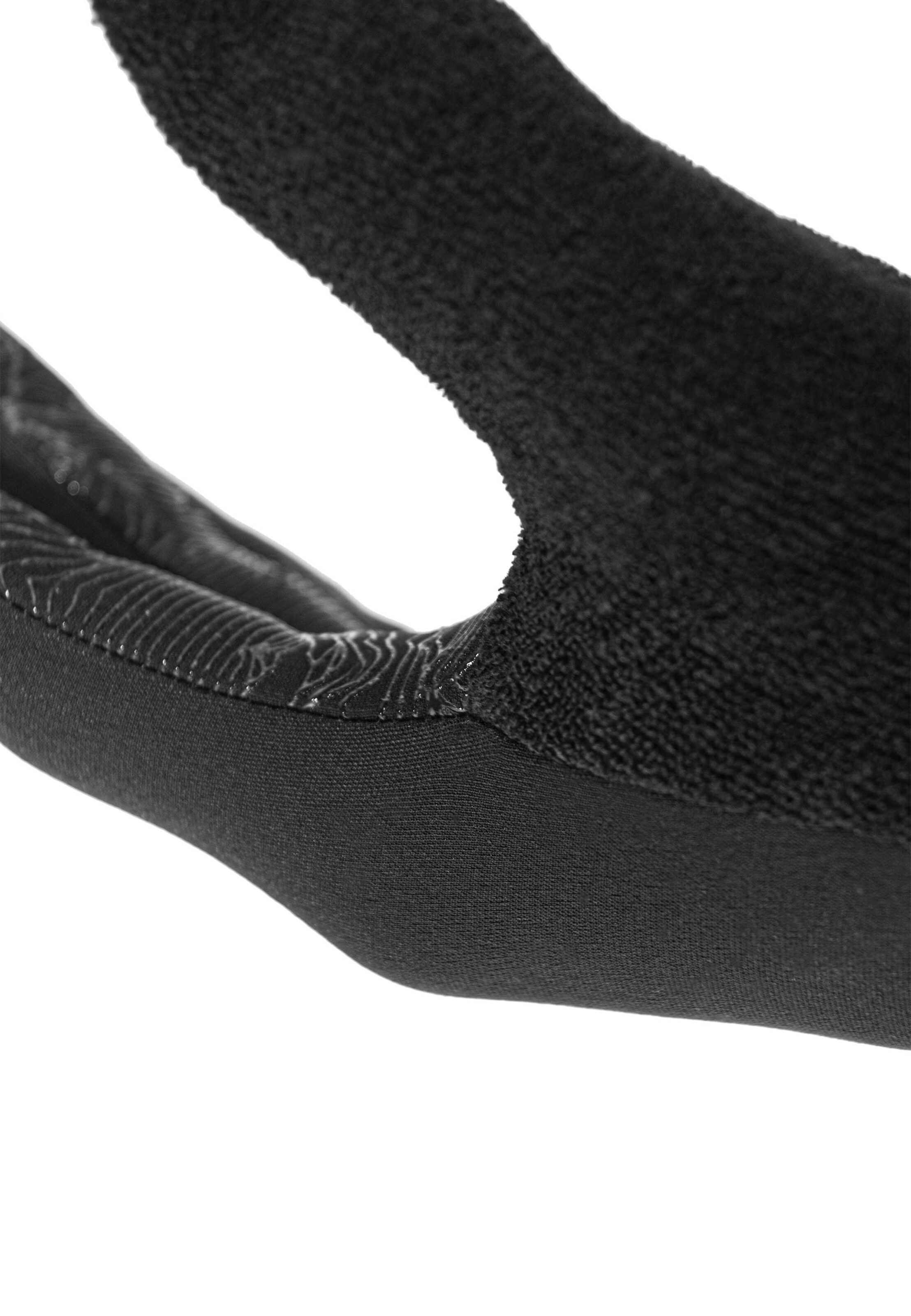 REUSCH Sports gloves 'Liam' in Black