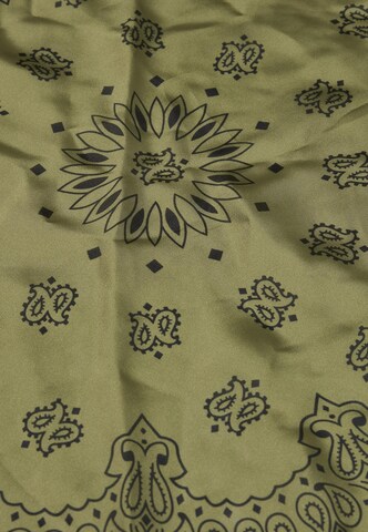 Urban Classics Doek in Groen