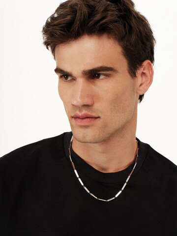 Chaîne Breil en argent : devant