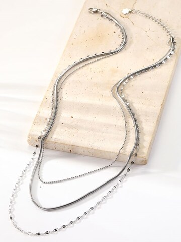 Collana 'Fine Triple Layer' di Hey Happiness in argento