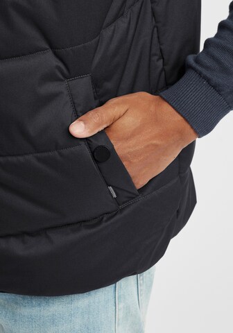 !Solid Vest 'Atsu' in Black
