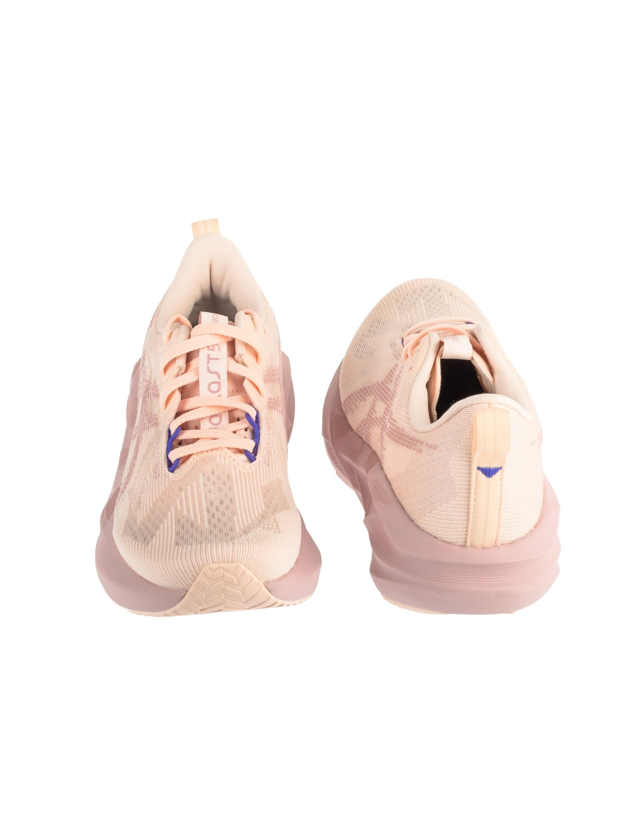 ASICS Running shoe 'ASICS Novablast 5' in Pink
