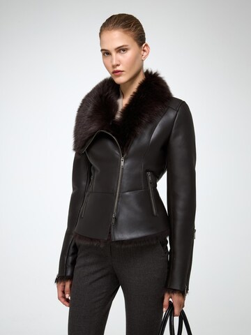 V S P Winter Jacket 'Renata' in Brown: front