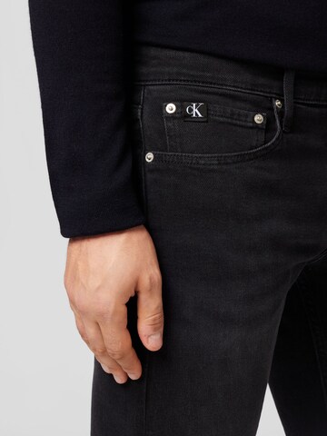 Calvin Klein Jeans Slimfit Jeans in Schwarz