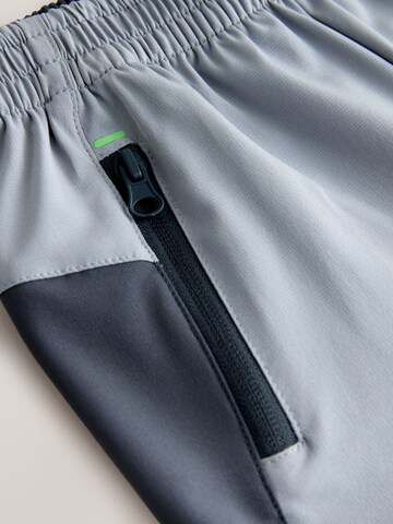Next Tapered Bukser i grå