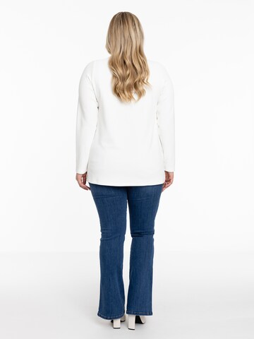 YOEK Shirt in Beige