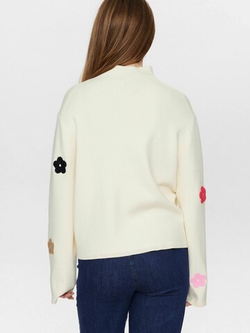 NÜMPH Sweater ' NUFLOW ' in White
