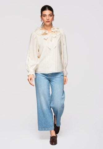 Ombre Bluse in Beige