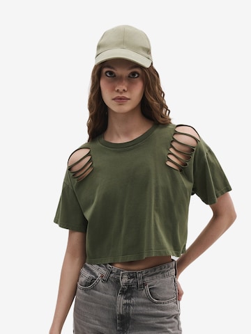 No Matter What Shirt in Groen