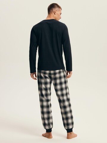 Henderson - Pijama largo 'Schlafanzug Langarm Rundhalsausschnitt Baumwolle Karomuster Noir' en negro