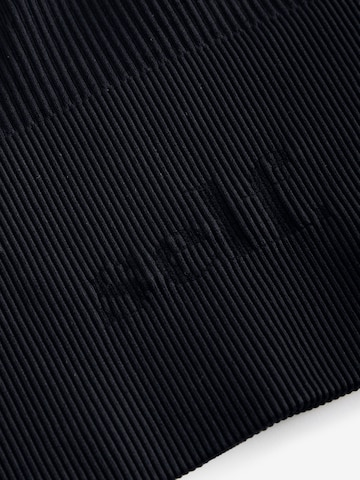 Maglietta di self. in nero