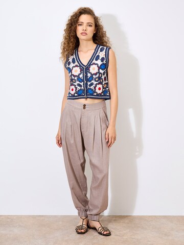 Apricot Top ' ' in Blue