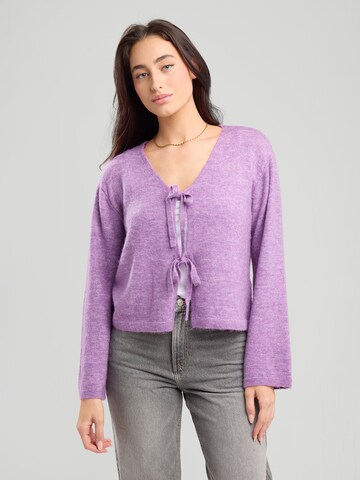 America Today Gebreid vest in Lila: voorkant