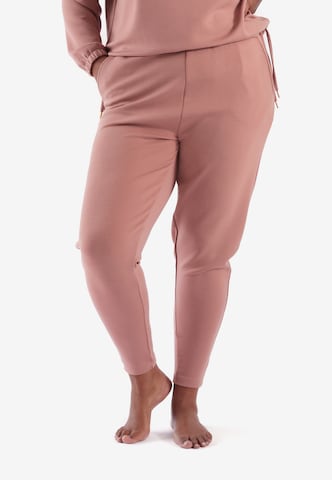 Q by Endurance Loose fit Workout Pants in Beige: front