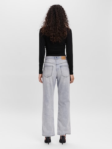 VERO MODA Wide leg Jeans 'Kithy' in Blauw