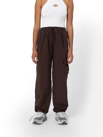 Loosefit Pantalon cargo DICKIES en noir : devant