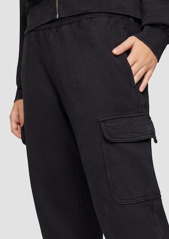QS - Tapered Pantalón cargo en negro