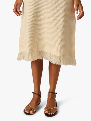 Adrianna Papell Rock in Beige