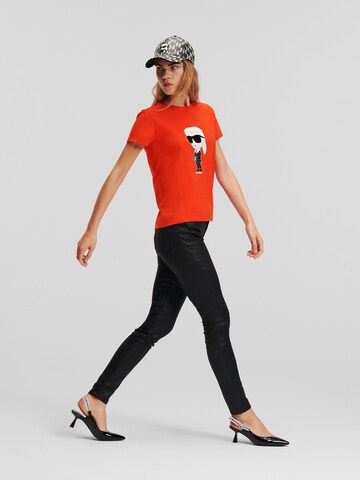 Karl Lagerfeld T-shirt 'Ikonik 2.0' i röd
