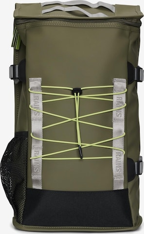 RAINS Sportrucksack 'Trail Mountaineer' in Grün: Vorderseite