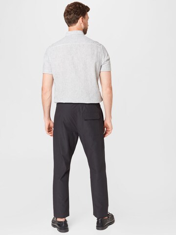 Regular Pantalon ESPRIT en gris