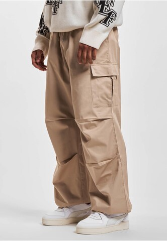 Loosefit Pantaloni cargo di DEF in beige