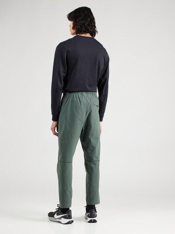 Nike Sportswear Конический (Tapered) Штаны в Зеленый
