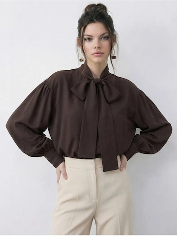 Chemisier Bianco Lucci en marron : devant