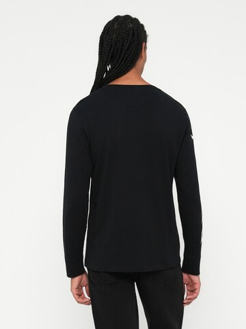REPLAY Shirt in Black: back
