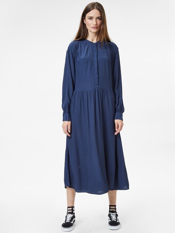 Robe-chemise 'Diana Morocco' MSCH COPENHAGEN en bleu : devant