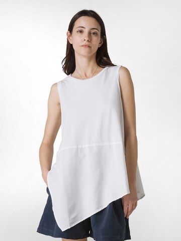 DEHA Top in White: front