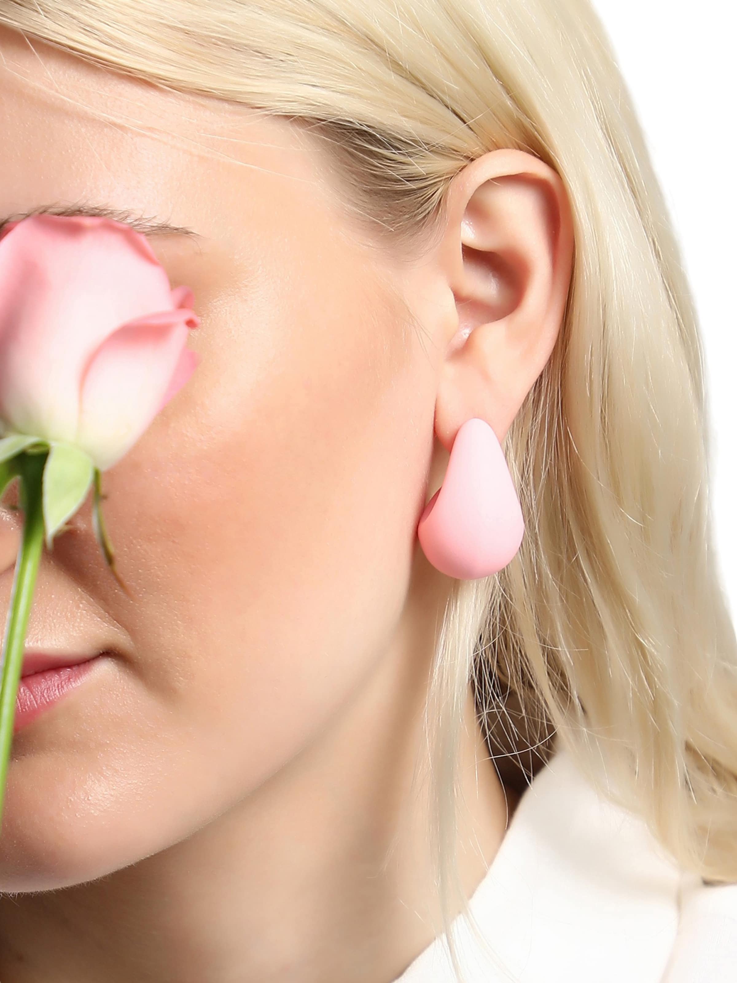 SOHI Kõrvarõngas ' Noele ', värv roosa: eest vaates