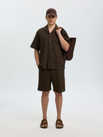 Fit confort Chemise SELECTED en marron