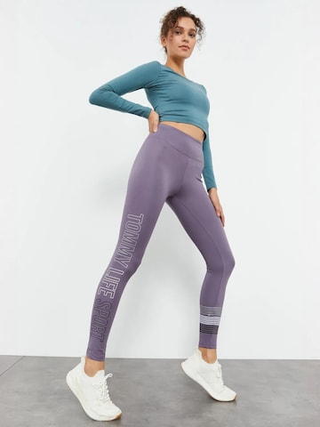 Top sportivo di Tommy Life in blu