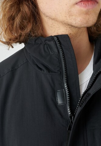 Cleptomanicx Winter Jacket 'Square' in Black