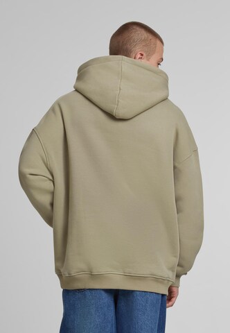 Pequs Sweatshirt 'Plágia Chest' in Grün