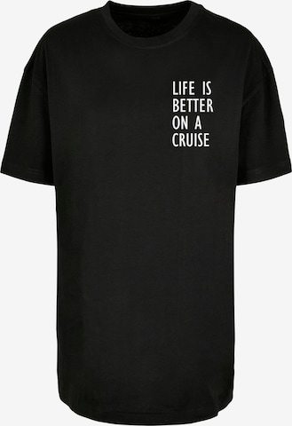 Merchcode Oversized shirt 'Life Is Better' in Zwart: voorkant