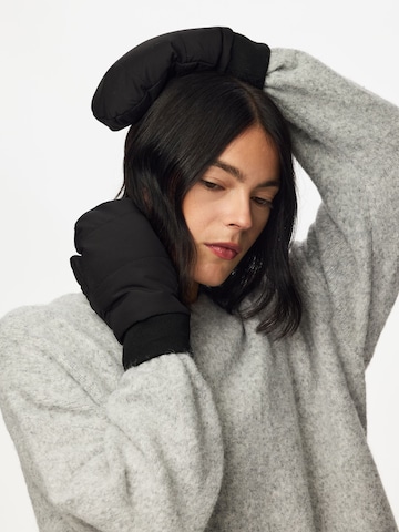 PIECES Mittens 'PCBee' in Black