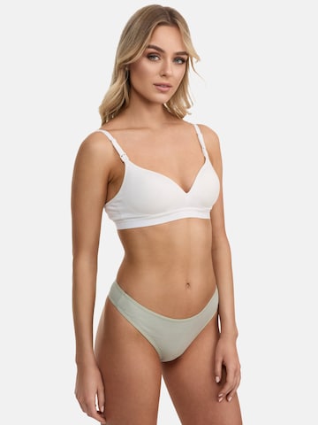 Tazzio String 'F933' in Grün