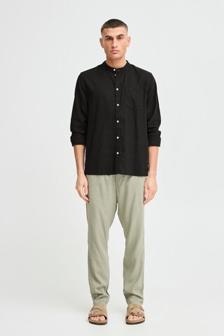 !Solid - Ajuste regular Camisa ' SDALLAN CHINA SH ' en negro