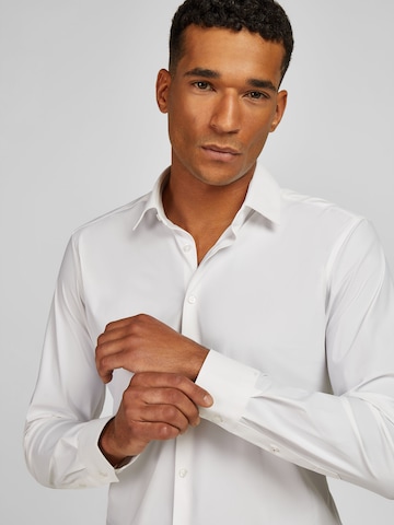Coupe slim Chemise HECHTER PARIS en blanc
