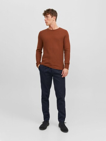 JACK & JONES Tapered Pleat-Front Pants 'Ace Harvey' in Blue