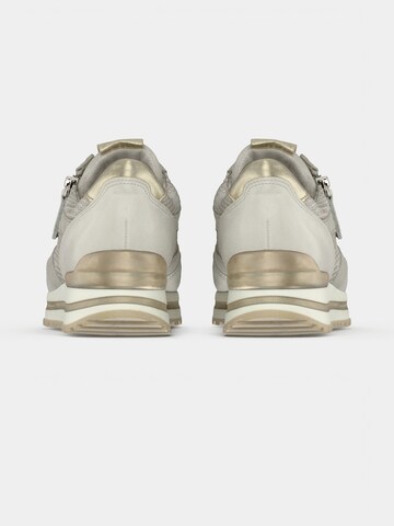 GABOR Низкие кроссовки в Бежевый