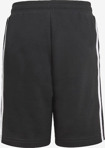 ADIDAS ORIGINALS Regular Shorts 'Adicolor' in Schwarz