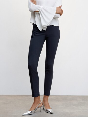 MANGO Skinny Pants 'Cola' in Blue: front