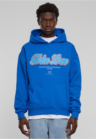 MT UpscaleSweater majica 'F*ke L*ve' - plava boja: prednji dio
