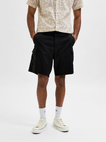 SELECTED HOMME Regular Shorts 'LIAM' in Schwarz: predná strana