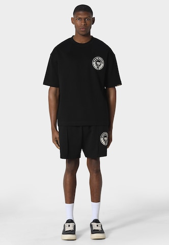 Pas De Monaco Regular Trousers 'LEMANS' in Black: front