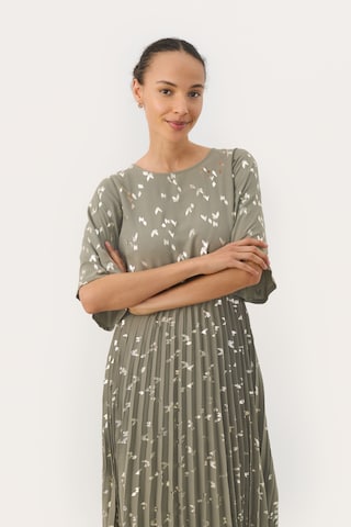 Robe 'SarafinaPW' Part Two en gris