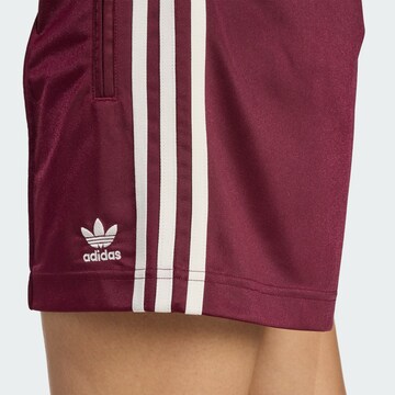 ADIDAS ORIGINALS Loosefit Shorts 'Firebird' in Rot